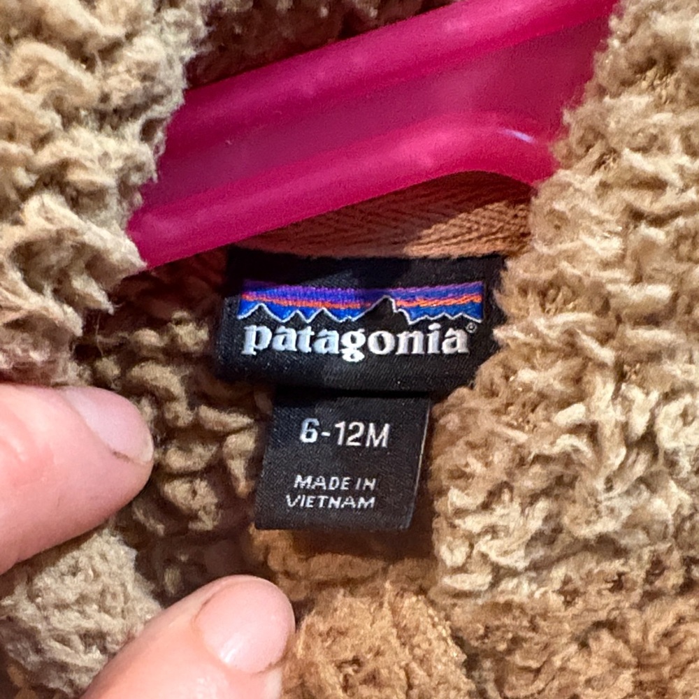 Patagonia Fuzzy Brown Bear Jacket - Picture 3 of 3